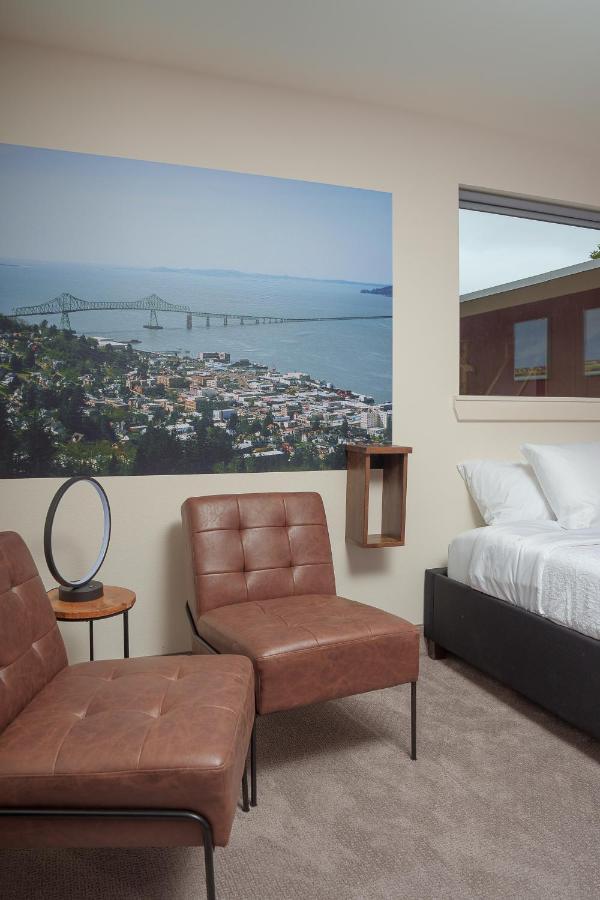 The At 515 15th Hotel Astoria